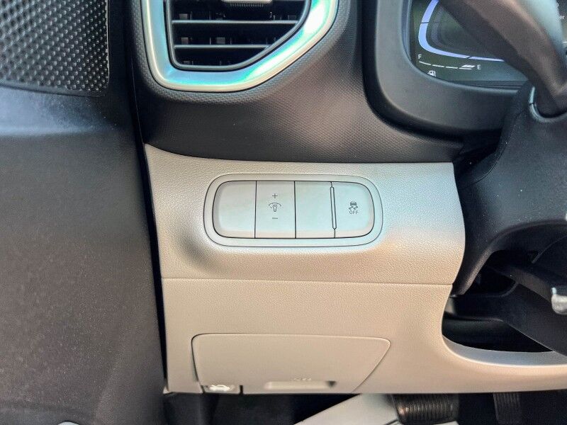 2024 Hyundai Venue SEL Wilmington NC