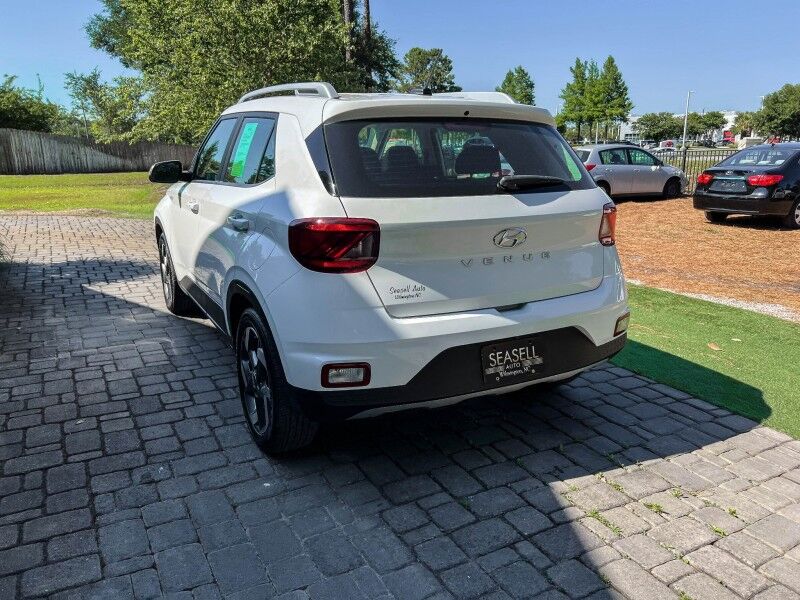 2024 Hyundai Venue SEL Wilmington NC