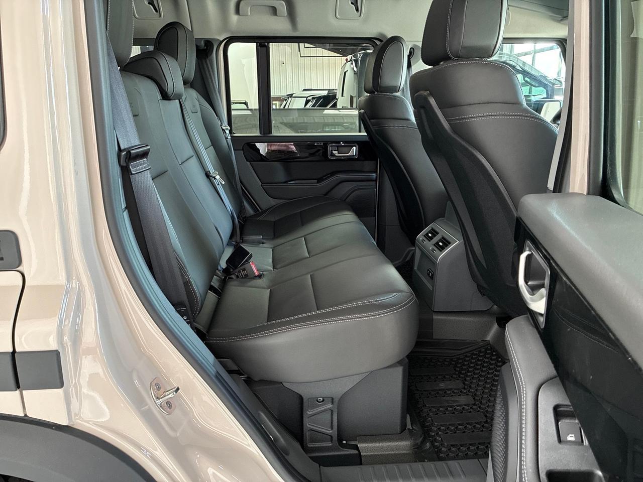 2024 INEOS Grenadier Station Wagon Fieldmaster Edition, Ladder, Side Steps, Tailgate Table Houston TX