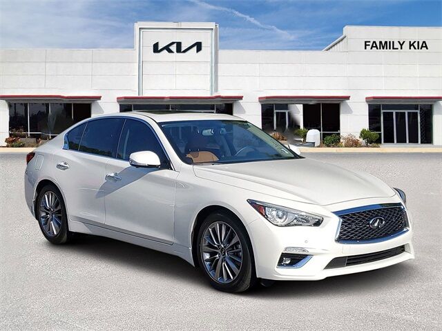 2024 INFINITI Q50 LUXE