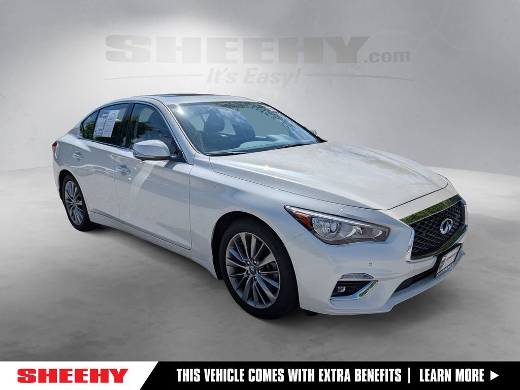 2024 INFINITI Q50 LUXE