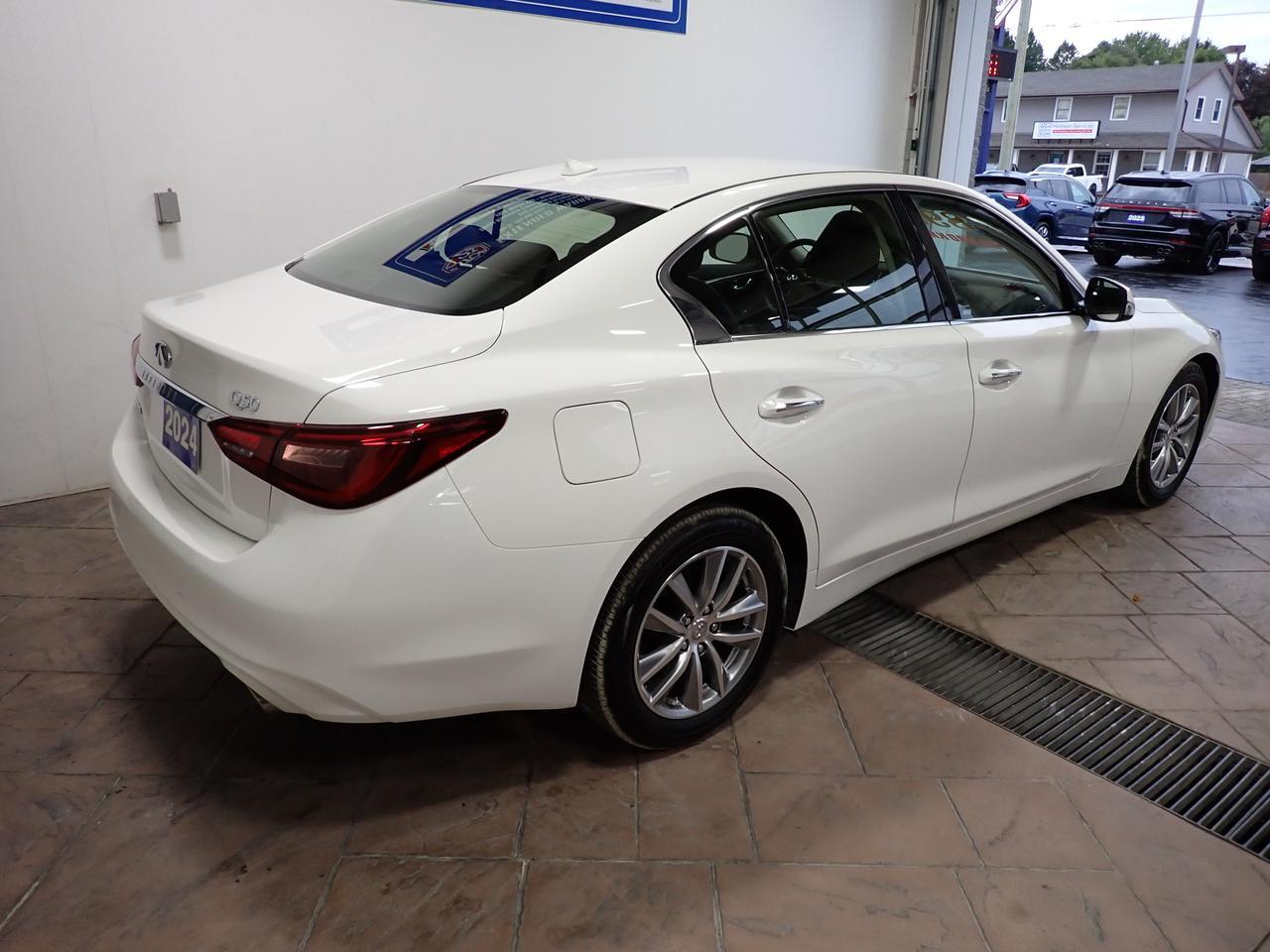 2024 INFINITI Q50 PURE AWD 4DR LEATHER Listowel ON