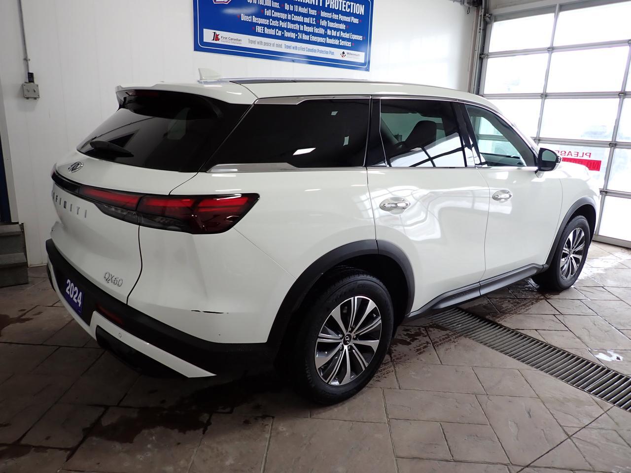 2024 INFINITI QX60 PURE AWD LEATHER SUNROOF 7 PASS Listowel ON