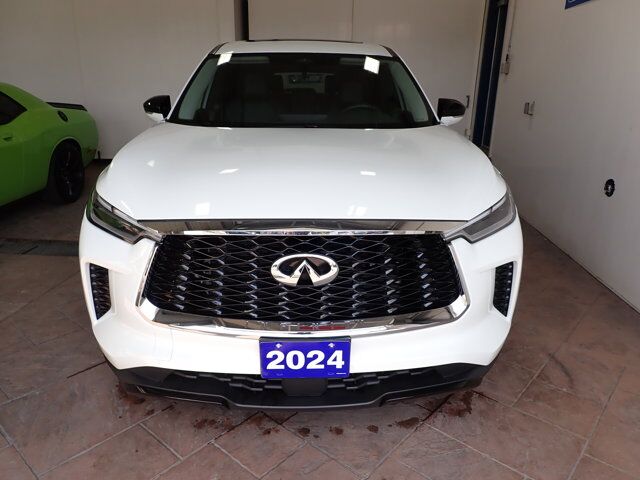 2024 INFINITI QX60 PURE AWD LEATHER SUNROOF 8 PASS Listowel ON