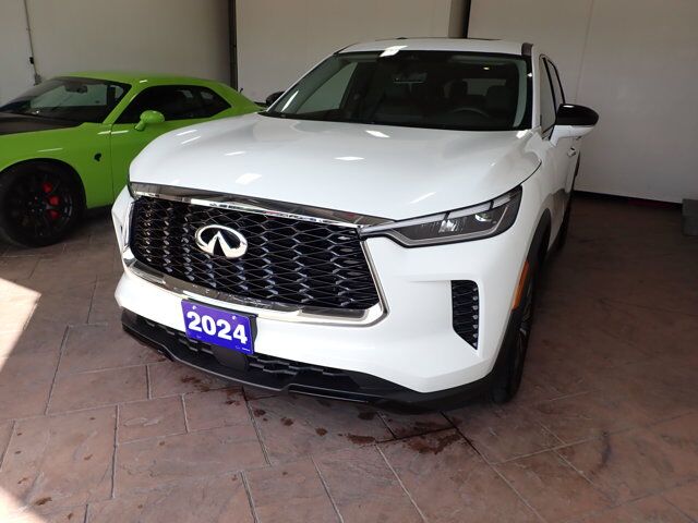 2024 INFINITI QX60 PURE AWD LEATHER SUNROOF 8 PASS Listowel ON