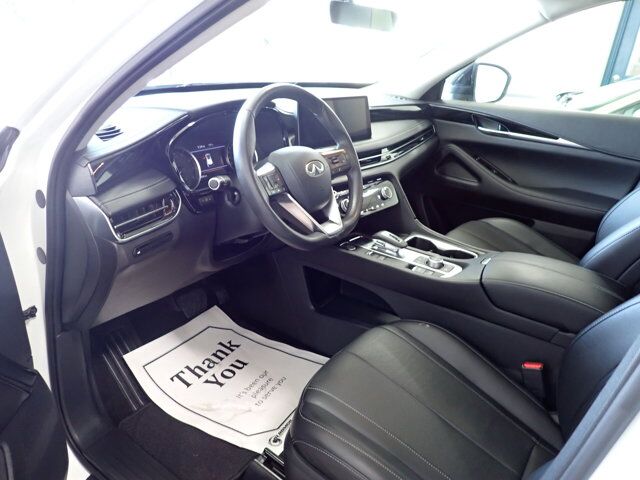 2024 INFINITI QX60 PURE AWD LEATHER SUNROOF 8 PASS Listowel ON
