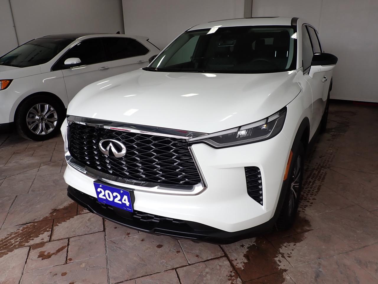 2024 INFINITI QX60 PURE AWD LEATHER SUNROOF Listowel ON