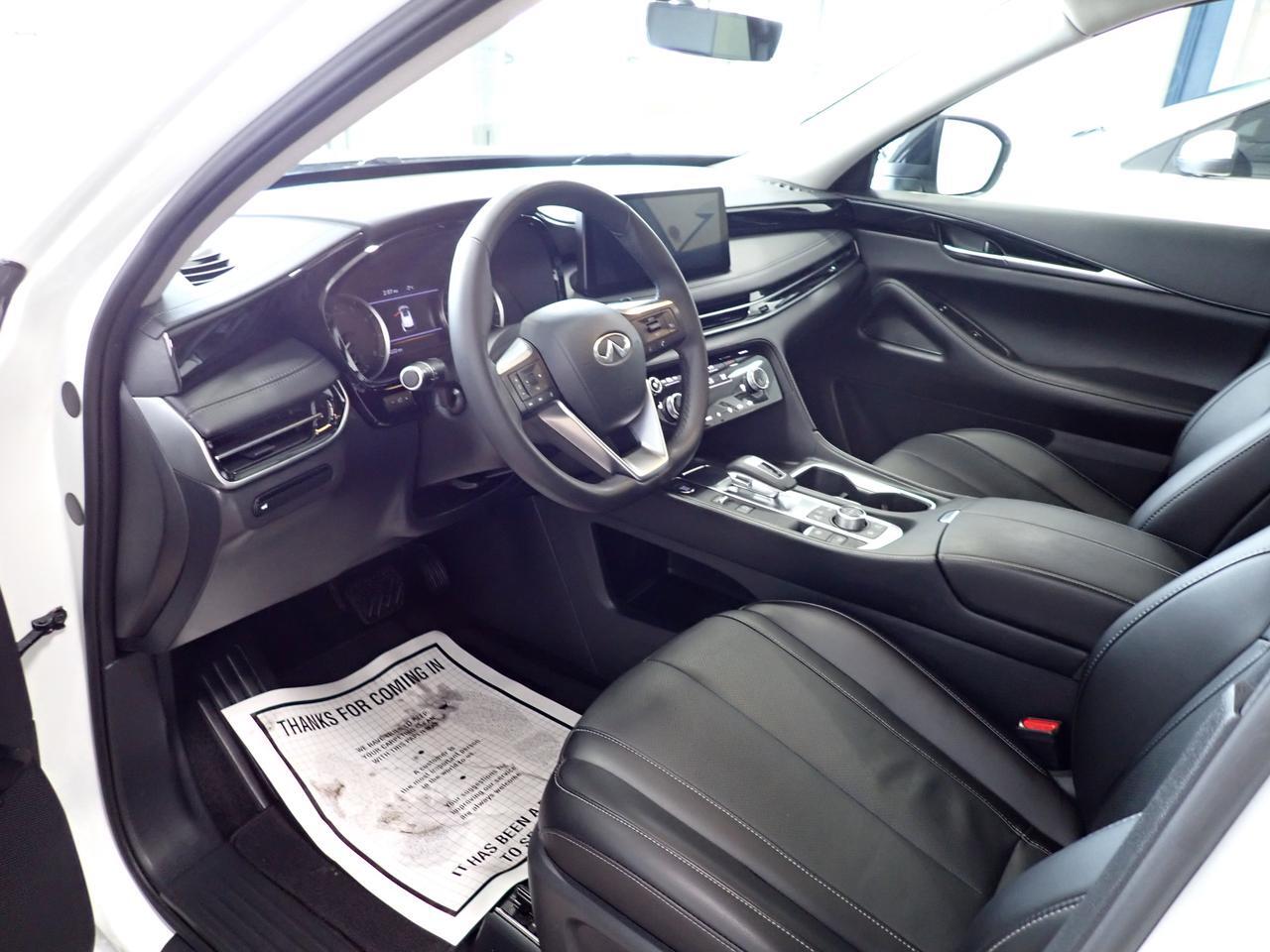 2024 INFINITI QX60 PURE AWD LEATHER SUNROOF Listowel ON