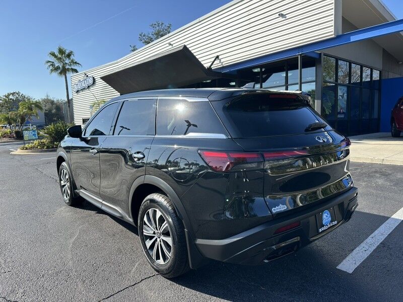 2024 INFINITI QX60 PURE