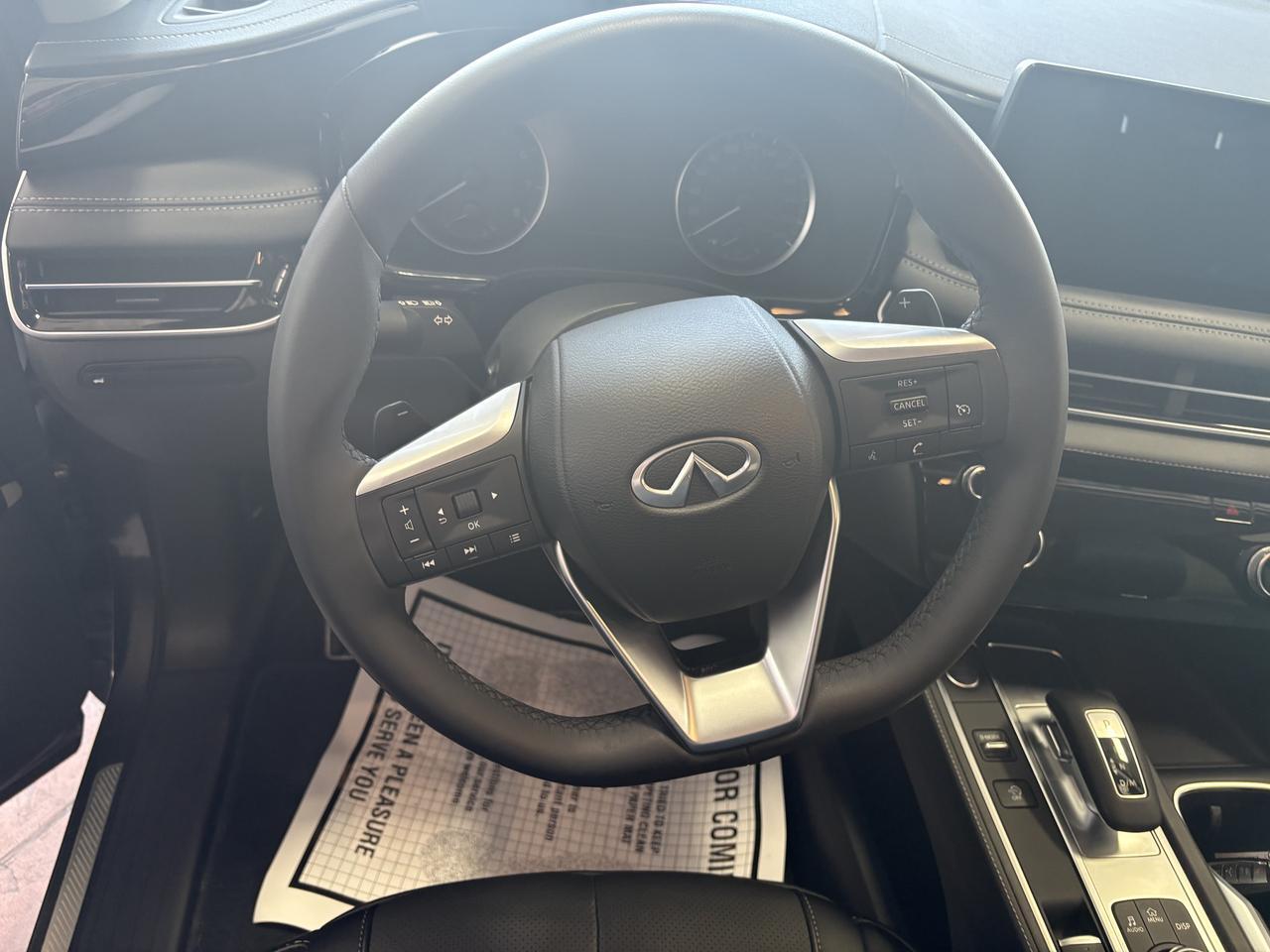 2024 INFINITI QX60 PURE Listowel ON