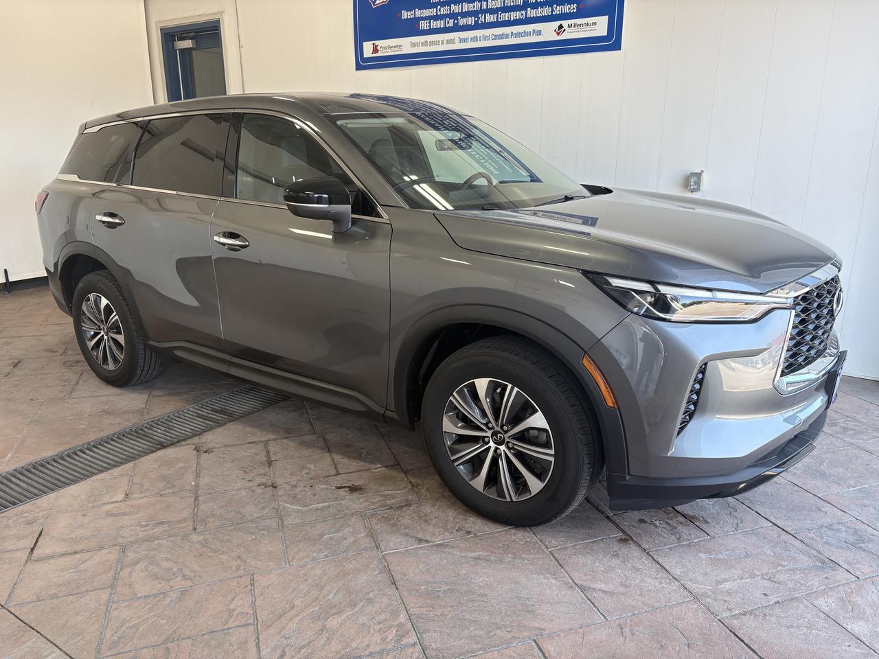 2024 INFINITI QX60 PURE