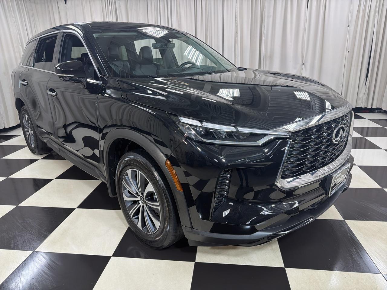 2024 INFINITI QX60 PURE