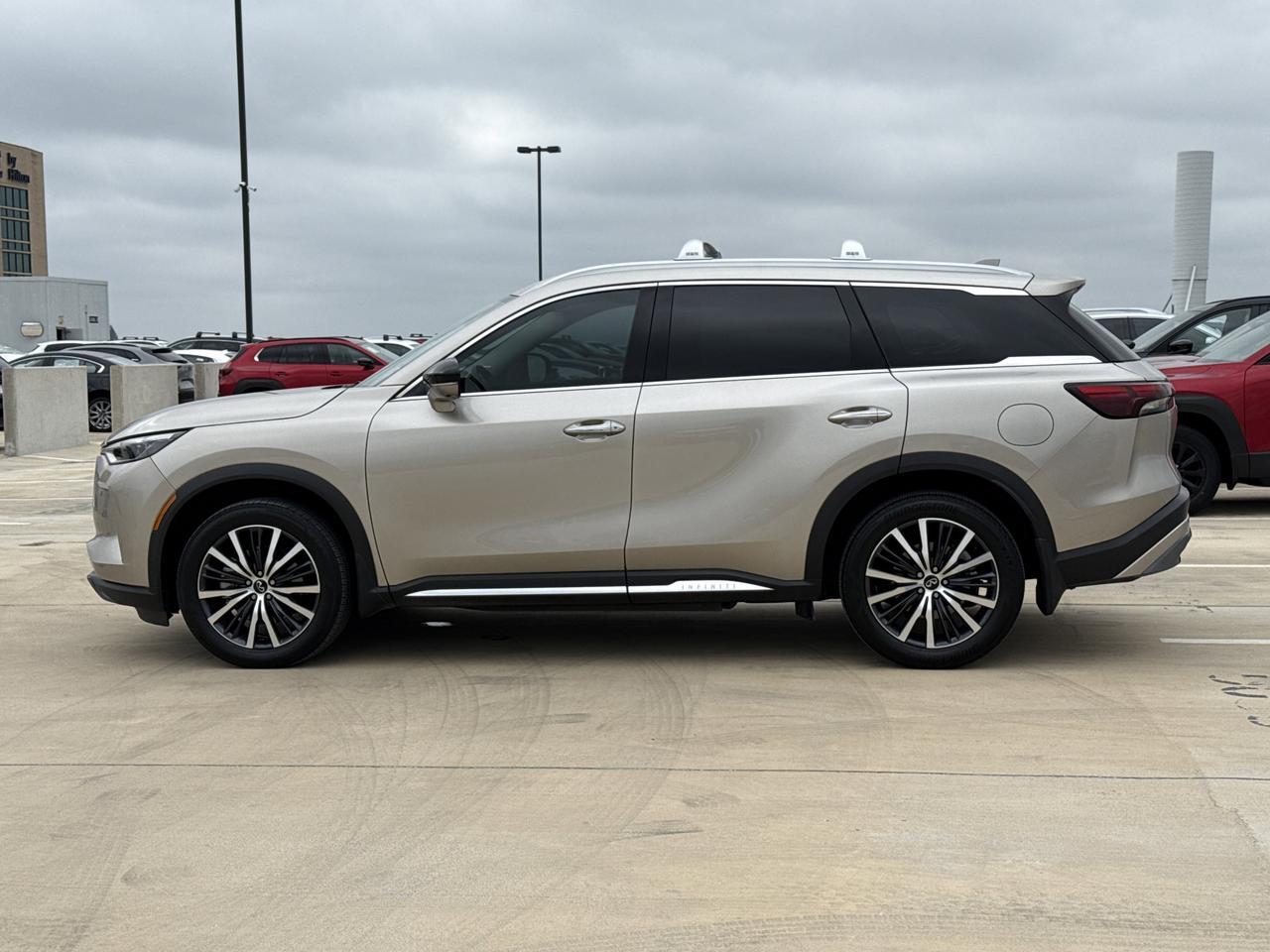 2024 INFINITI QX60 SENSORY