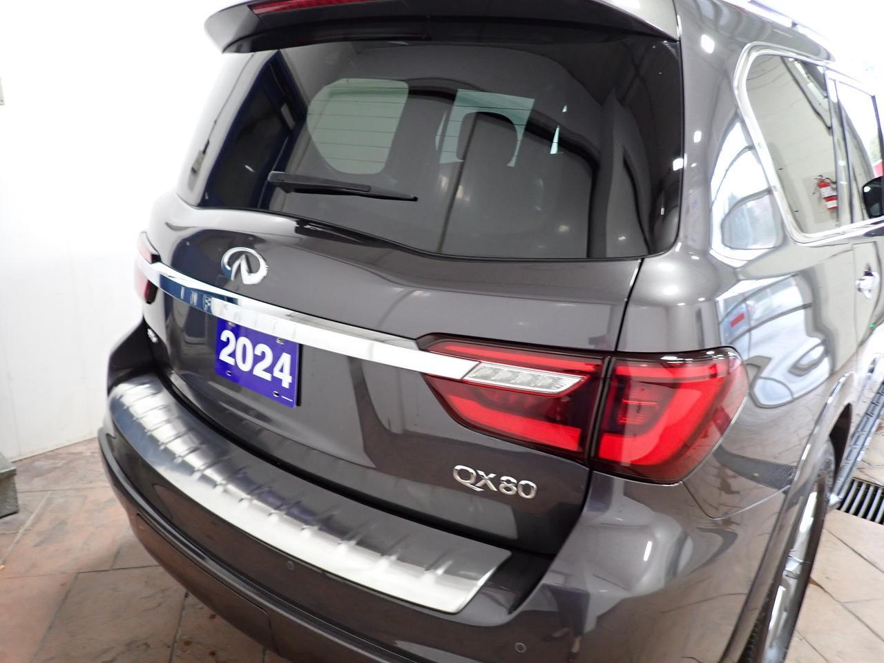 2024 INFINITI QX80 LUXE 4WD LEATHER NAVI SUNROOF 7 PASS Listowel ON