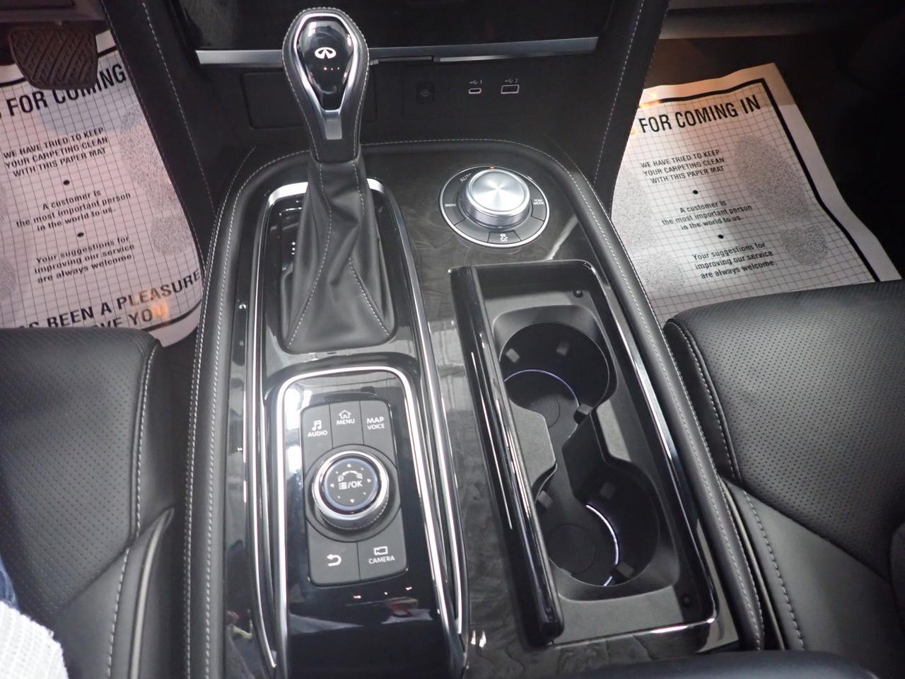 2024 INFINITI QX80 LUXE 4WD LEATHER NAVI SUNROOF 7 PASSENGER Listowel ON