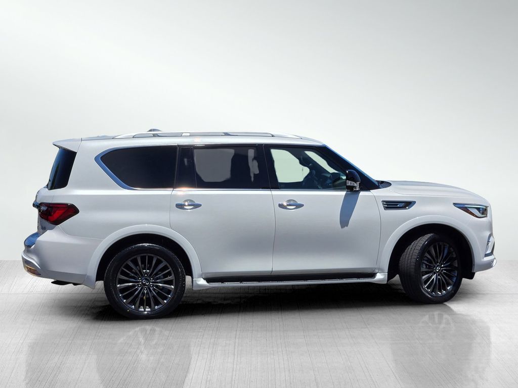 2024 INFINITI QX80 Sensory
