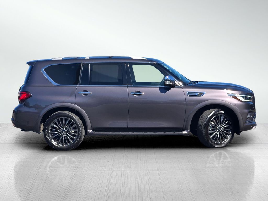 2024 INFINITI QX80 Sensory