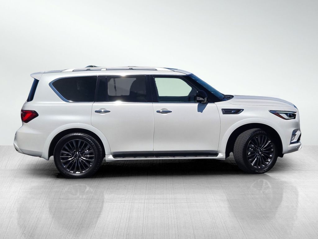 2024 INFINITI QX80 Sensory