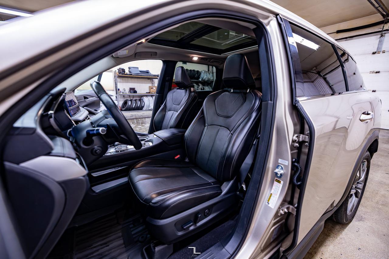 2024 Infiniti QX60 AWD Luxe Leather Roof Nav BCam Red Deer AB
