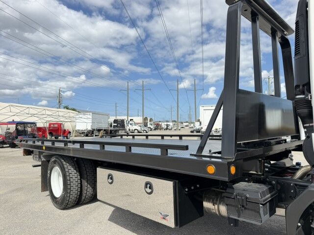 2024 Isuzu FTR 10,000 lbs. Miller Century Rollback Car Carrier Truck Miami FL