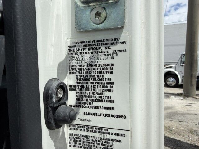 2024 Isuzu FTR 10,000 lbs. Miller Century Rollback Car Carrier Truck Miami FL