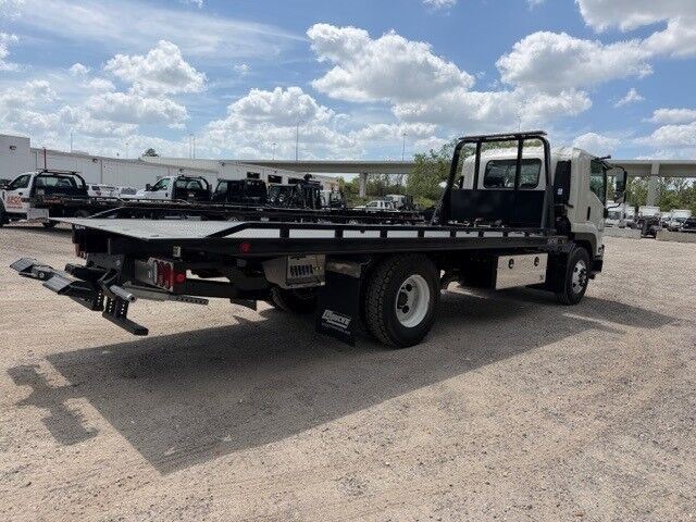 2024 Isuzu FTR Century 22' Rollback Car Carrier Truck Tampa FL