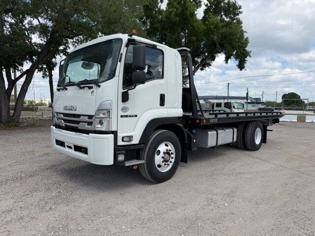 2024 Isuzu FTR Century 22' Rollback Car Carrier Truck