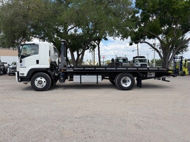 2024 Isuzu FTR Century 22' Rollback Car Carrier Truck