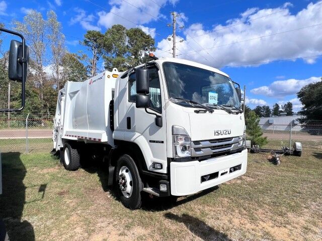 2024 Isuzu FVR 13 yard PacMac Rear Loader Garbage Truck