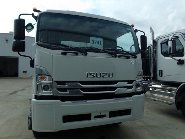 2024 Isuzu FVR 13 yard PacMac Rear Loader Garbage Truck Homestead FL