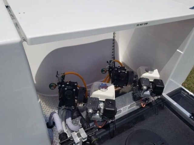 2024 Isuzu NPR-HD Aluminum Flatbed Pest Control Sprayer Truck (Gas) Homestead FL