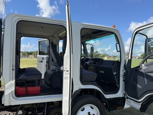 2024 Isuzu NPR-HD Crew Cab GAS 16' Dry Box Truck Homestead FL