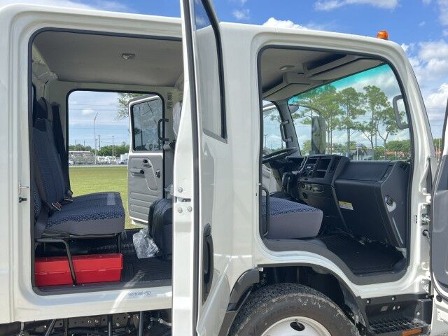 2024 Isuzu NPR-HD Crew cab 14 + 5 Steel Landscape Flatbed Dove Tail. Miami FL