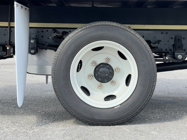 2024 Isuzu NPR-HD GAS 16' Dry Box Truck Miami FL