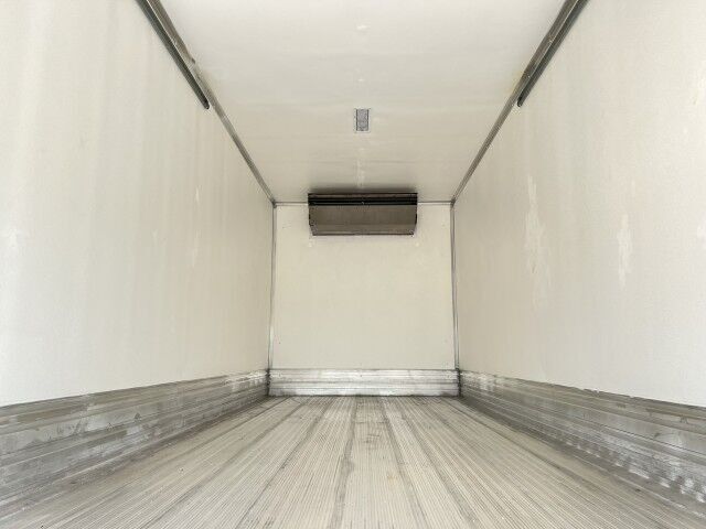 2024 Isuzu NRR 20' Refrigerated Truck with 2,200 lbs. Lift Gate Homestead FL
