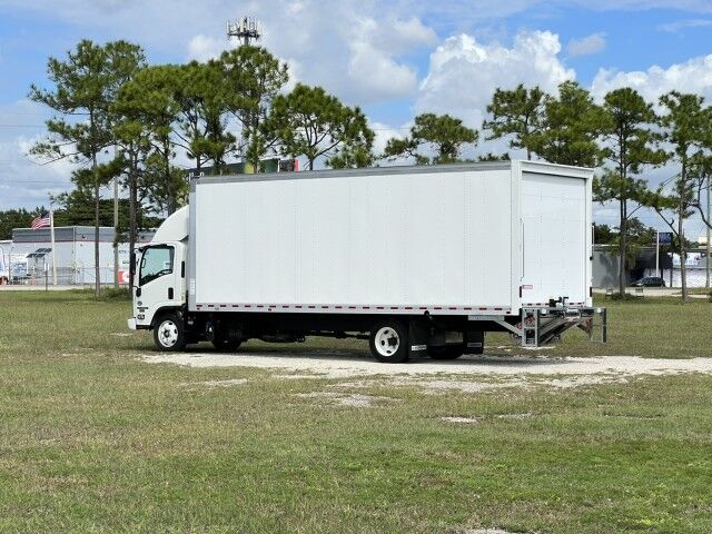 2024 Isuzu NRR 24&apos; Dry Box Truck with 2,200 lbs. Lift Gate Homestead FL