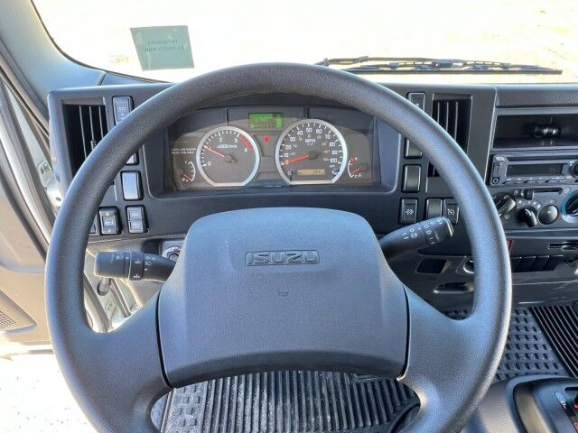 2024 Isuzu NRR 24&apos; Dry Box Truck with 2,200 lbs. Lift Gate Homestead FL
