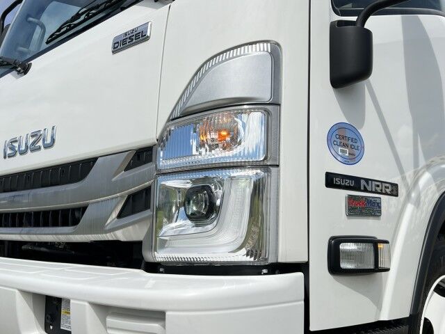 2024 Isuzu NRR 24&apos; Dry Box Truck with 2,200 lbs. Lift Gate Homestead FL