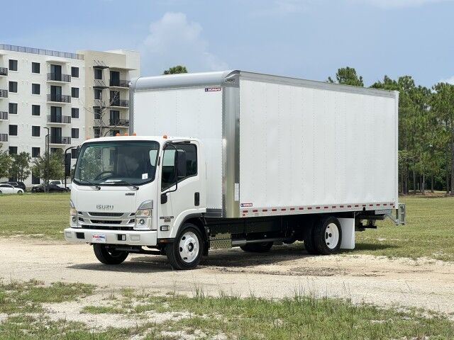2024 Isuzu NRR GAS 20&apos; Dry Box Truck with 2,200lb Lift Gate