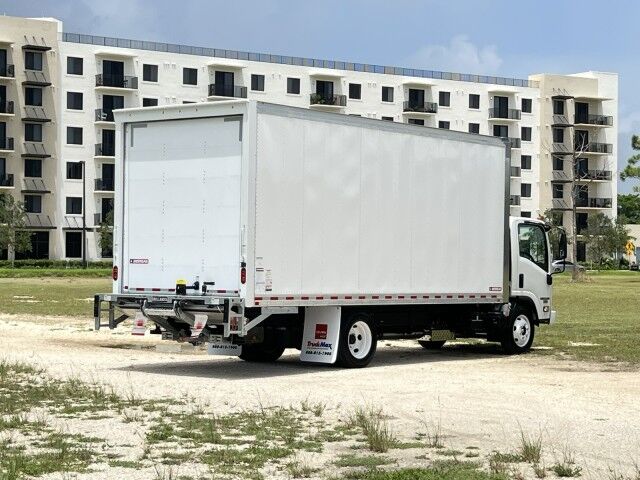 2024 Isuzu NRR GAS 20&apos; Dry Box Truck with 2,200lb Lift Gate Homestead FL