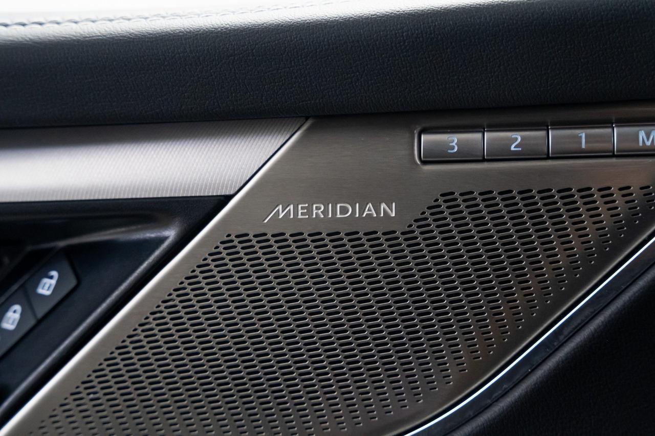 2024 Jaguar F-PACE P400 R-Dynamic S 1 Owner Vented Seats Meridian Audio Portland OR