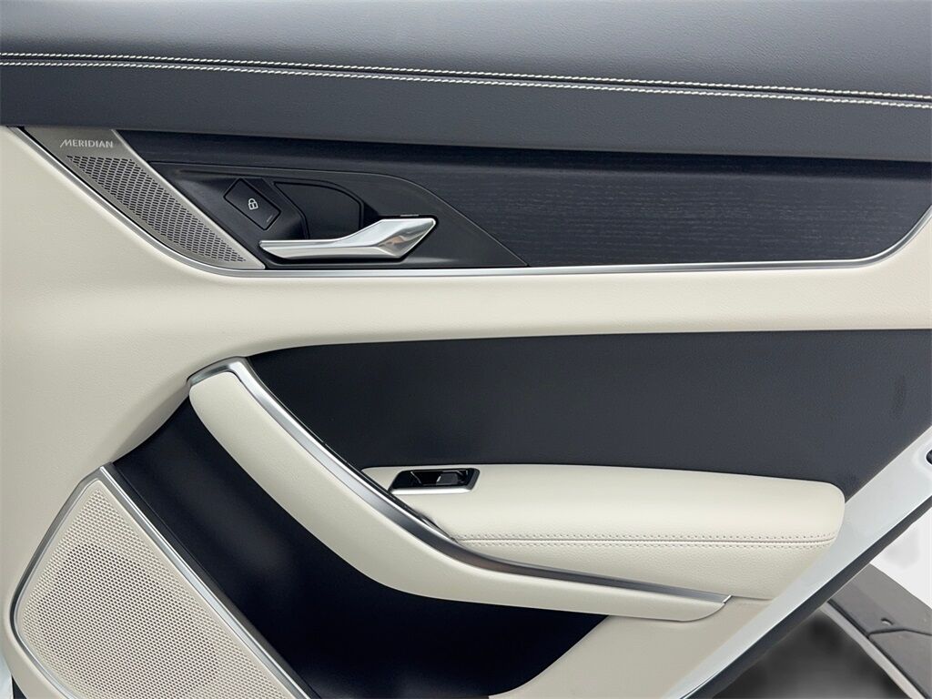 2024 Jaguar XF R-Dynamic SE NAV,CAM,PANO,HTD STS,BLIND SPOT Plano TX