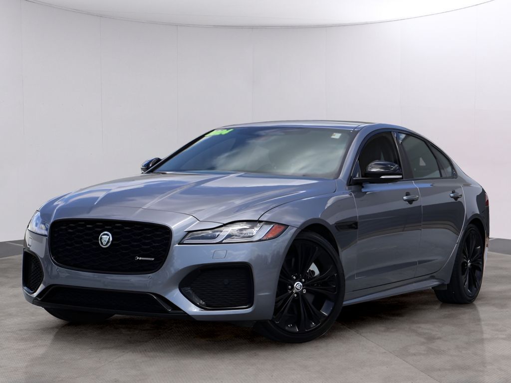 2024 Jaguar XF R-Dynamic SE