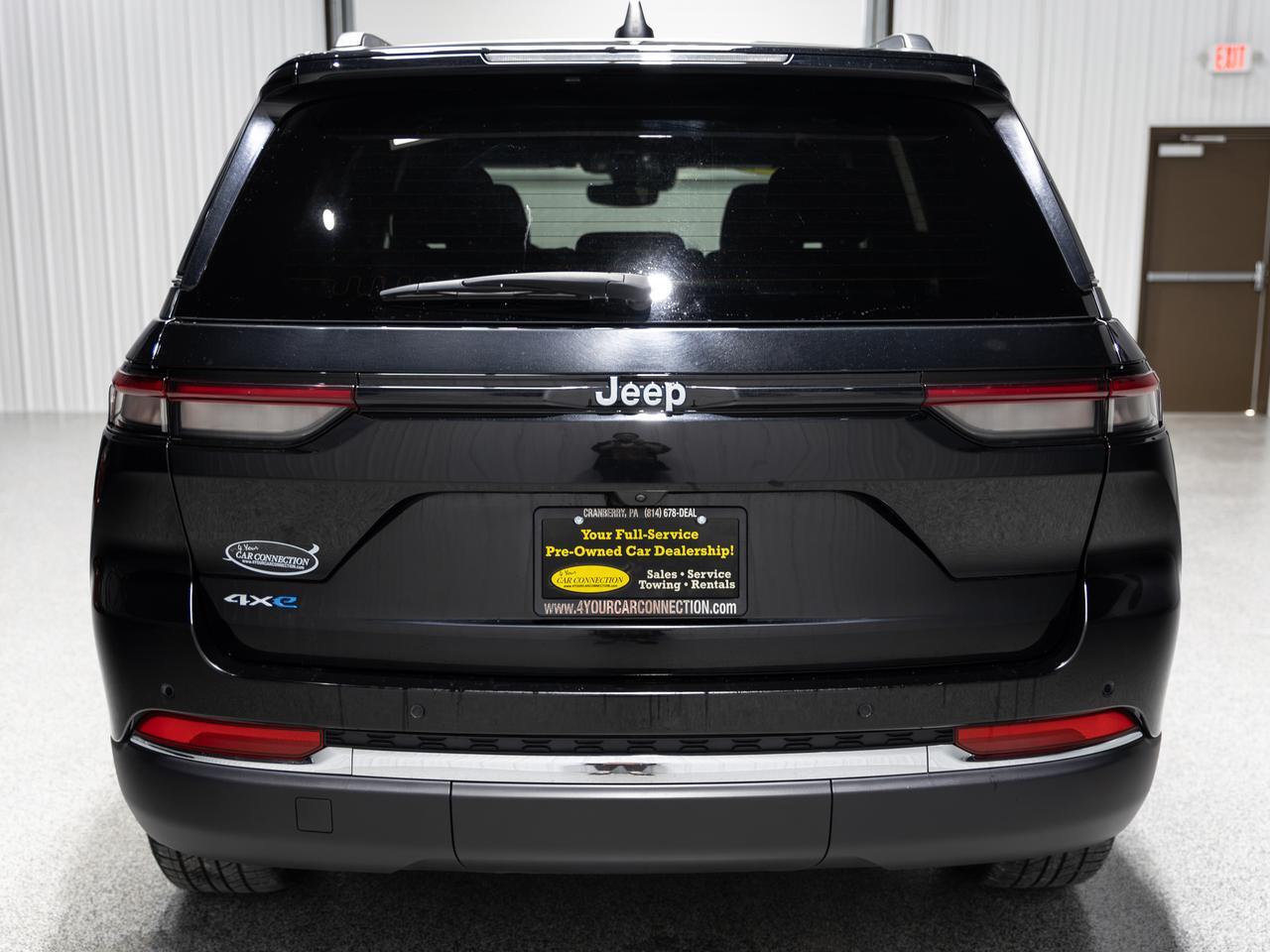 2024 Jeep Cherokee 4We Hybrid Cranberry PA