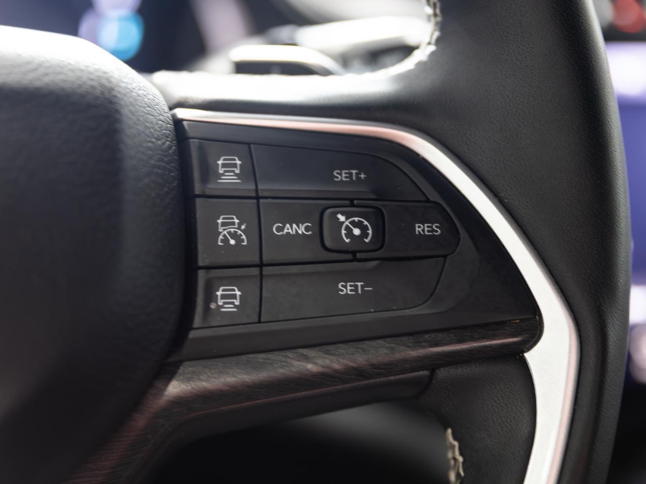 2024 Jeep Cherokee 4We Hybrid Cranberry PA