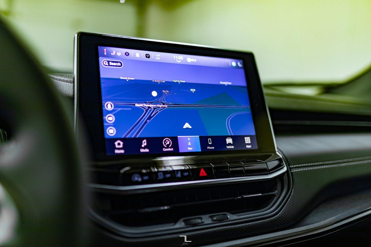 2024 Jeep Compass 4x4 Altitude Leather Nav BCam Red Deer AB