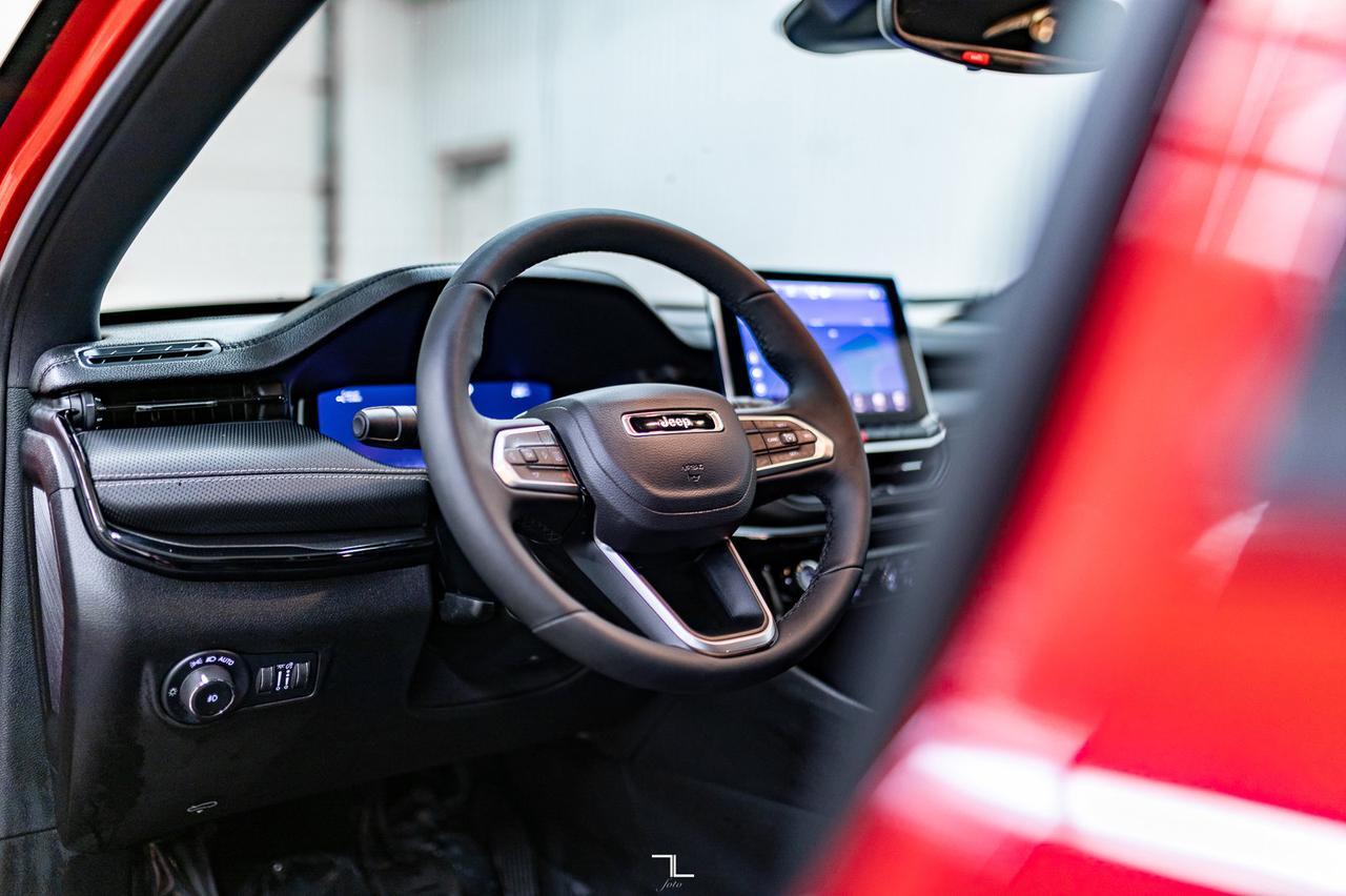 2024 Jeep Compass 4x4 Altitude Leather Nav BCam Red Deer AB