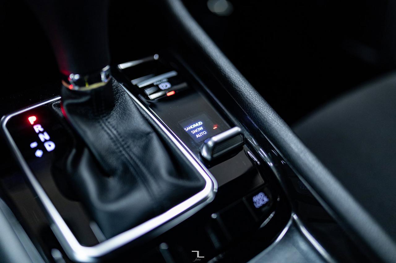 2024 Jeep Compass 4x4 Sport BCam Red Deer AB