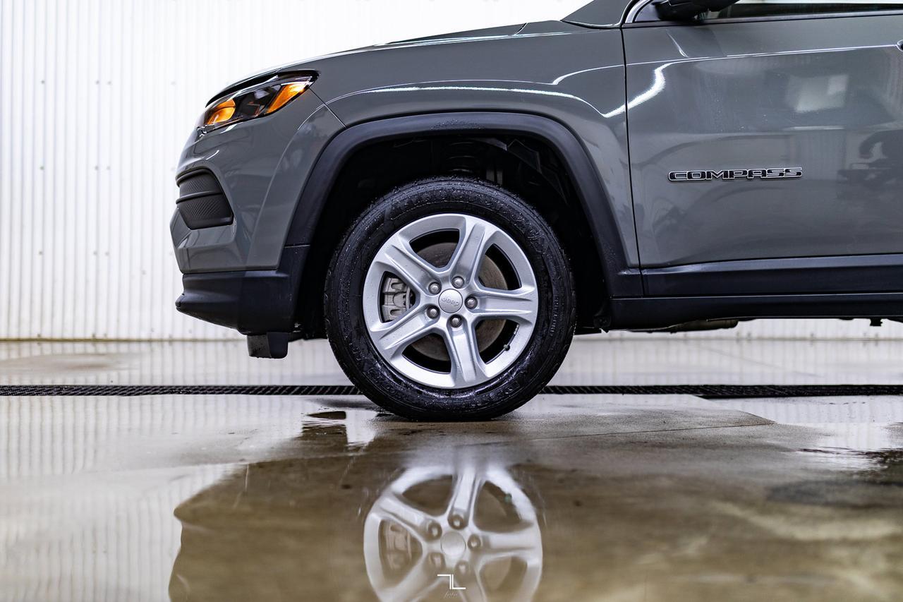 2024 Jeep Compass 4x4 Sport BCam Red Deer AB