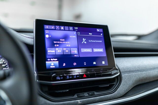 2024 Jeep Compass 4x4 Sport BCam Red Deer AB